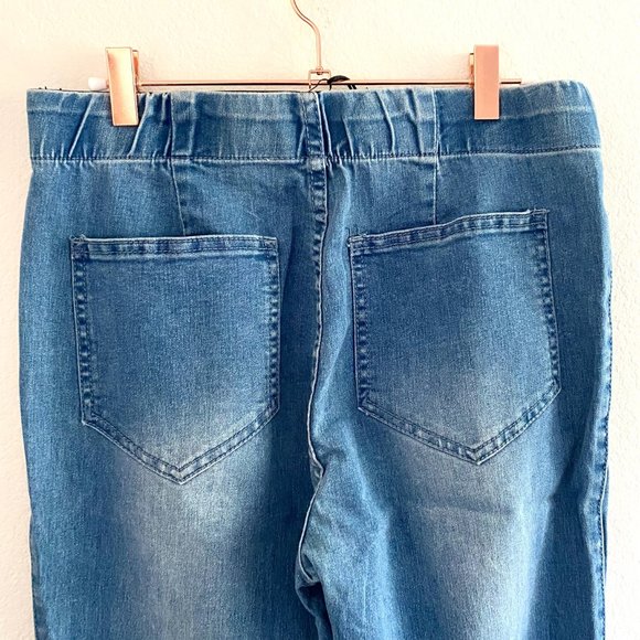 NWT Stretch High Waisted Mega Flair Jeans - Picture 3 of 5